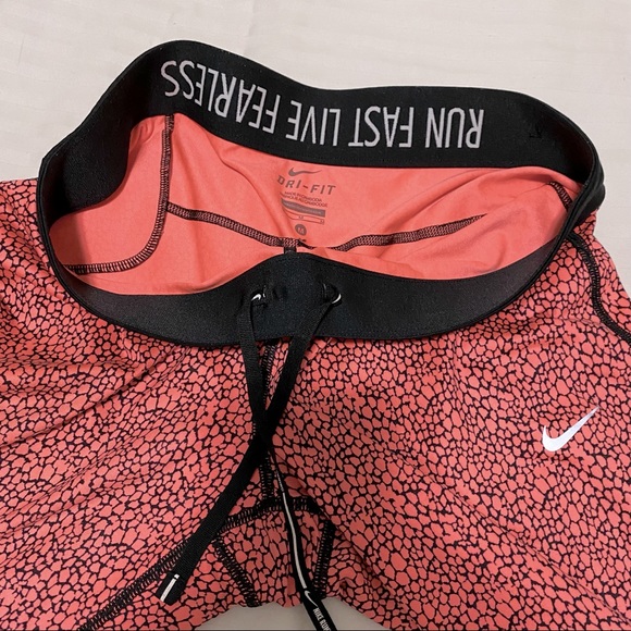 Nike Dri-Fit AOP Relay Crop Running Tights Coral/Black, Medium - Picture 7 of 12
